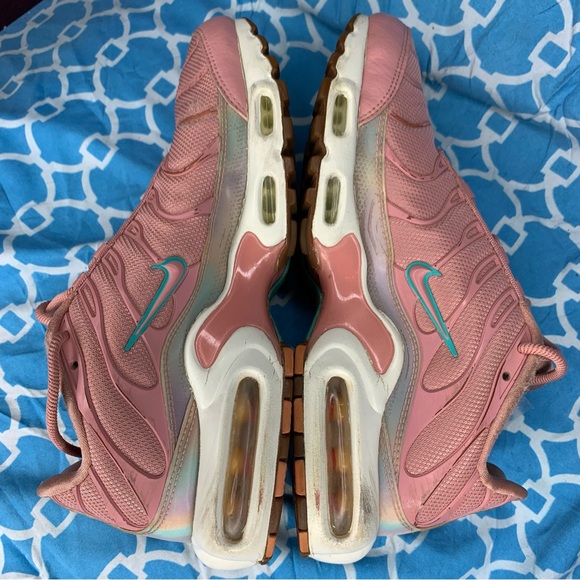 Nike Women’s size 8.5 Air Max Plus SE Red stardust soft pink iridescent wmsn run - Picture 7 of 11
